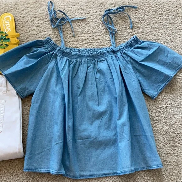 Chambray Off The Shoulder Top - Picture 6 of 6